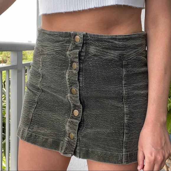 Mona B Dresses & Skirts - Mona B Moss Forest Green Corduroy Mini Skirt L